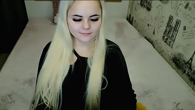 lovely-eyes online show from 12/17/25, 08:48