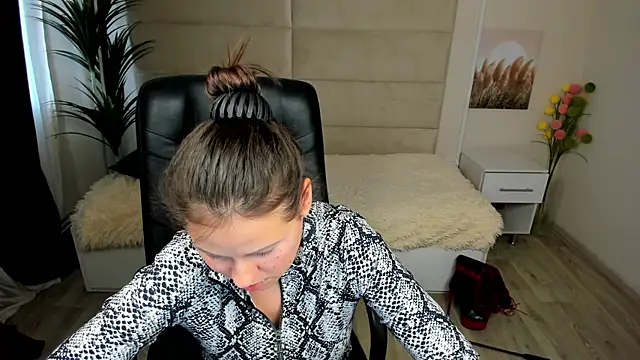 Dana  dom online show from 01/27/25, 05:47