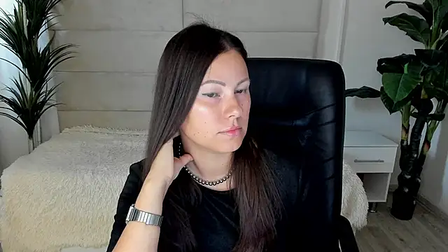 Dana  dom online show from 09/19/25, 01:18