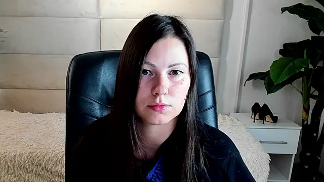 Dana  dom online show from 10/19/25, 02:12