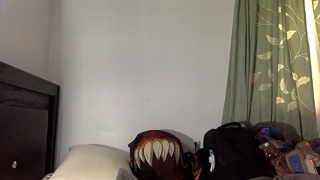 Snapshot of KingDerRico chatting on 11/25/25, 03:01 KingDerRico online show from 11/25/25, 03:01