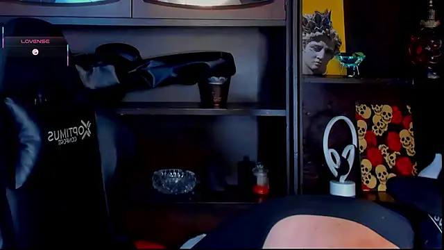 Snapshot of RickG_Oficial chatting on 09/16/25, 06:53 RickG Oficial online show from 09/16/25, 06:53