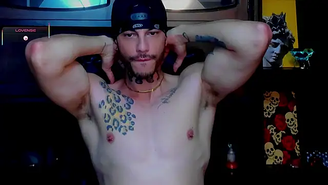 Snapshot of RickG_Oficial chatting on 09/28/25, 01:44 RickG Oficial online show from 09/28/25, 01:44