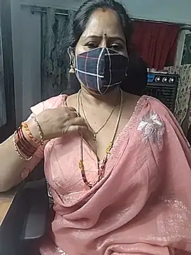 Snapshot of Rani_Darling_99 chatting on 07/10/26, 09:06 Rani Darling 99 online show from 07/10/26, 09:06