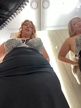 Sweet   Emily online show from 12/15/24, 05:31