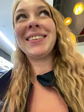 Sweet   Emily online show from 12/19/24, 06:01