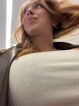 Sweet   Emily online show from 01/03/25, 01:47