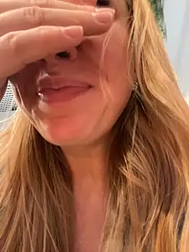 Sweet   Emily online show from 01/19/25, 05:18