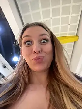 Sweet   Emily online show from 02/12/25, 03:27