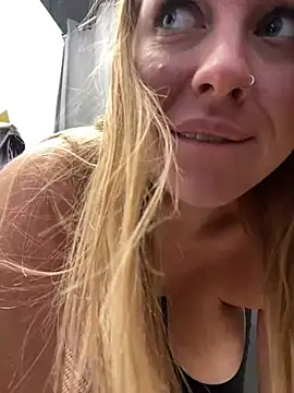 Sweet   Emily online show from 03/12/25, 08:19