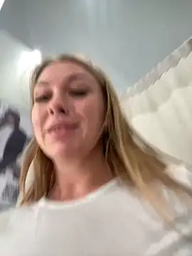 Sweet   Emily online show from 03/19/25, 01:18