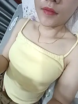 Snapshot of 2_sex chatting on 04/11/26, 04:50 2 sex online show from 04/11/26, 04:50