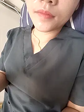 Snapshot of 2_sex chatting on 04/17/26, 04:26 2 sex online show from 04/17/26, 04:26