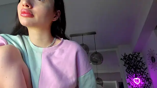 IreneVON online show from 02/12/25, 05:58