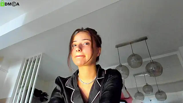 IreneVON online show from 07/04/26, 04:07