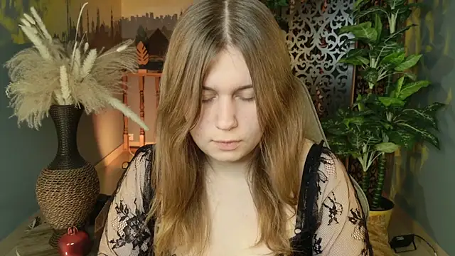 FioraMarmoris online show from 11/21/25, 06:12