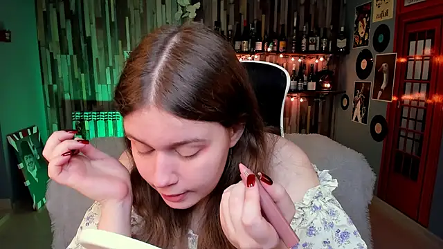 FioraMarmoris online show from 04/15/26, 06:09