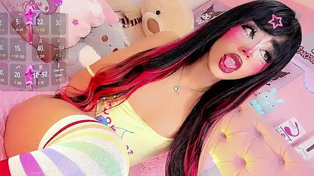 Snapshot of Cute_Roxxy chatting on 05/10/26, 12:27 Cute Roxxy online show from 05/10/26, 12:27
