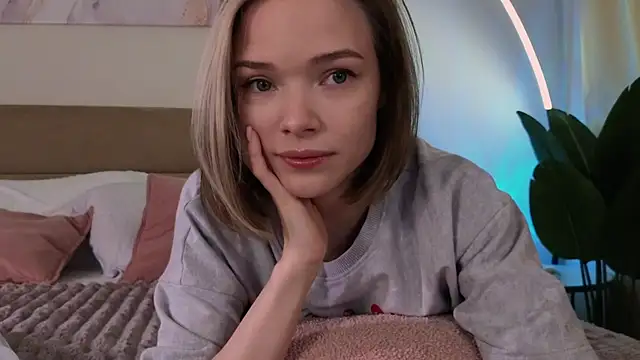 Eva Natsumi online show from 01/22/25, 03:18