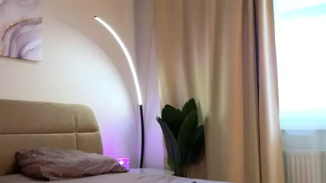 Eva Natsumi online show from 02/22/25, 11:02