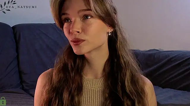 Eva Natsumi online show from 10/12/25, 04:50