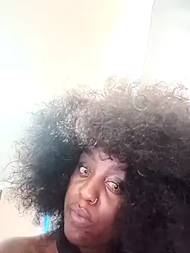 Snapshot of Queen-Chocolate chatting on 04/11/26, 08:40 Queen-Chocolate online show from 04/11/26, 08:40