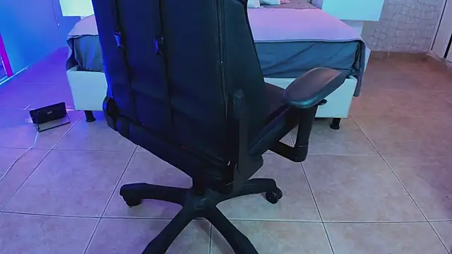 sara parker069 online show from 02/28/25, 07:26