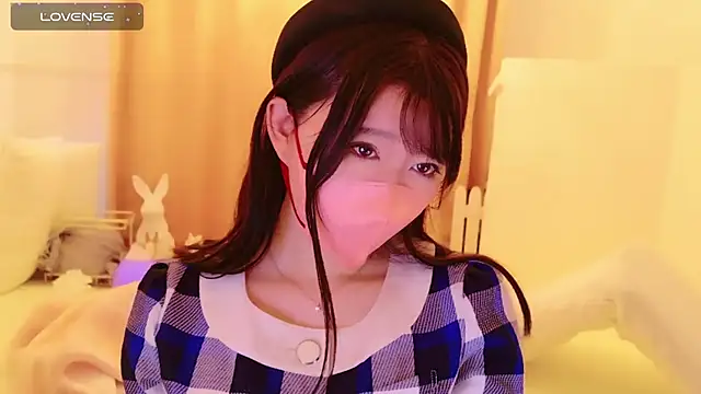 maii- online show from 02/19/25, 09:47