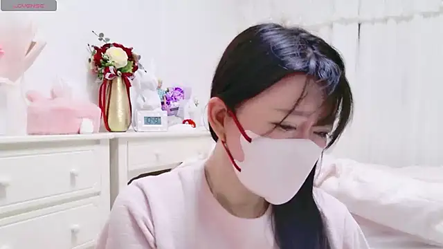 maii- online show from 04/09/26, 01:49