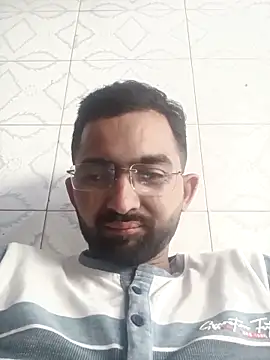 sagarghai07 online show from 04/11/26, 11:58