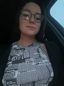 Snapshot of NarcissaHot chatting on 12/22/24, 02:06 NarcissaHot online show from 12/22/24, 02:06