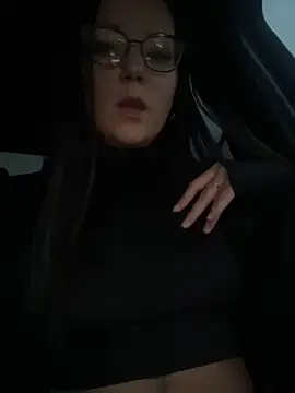 Snapshot of NarcissaHot chatting on 12/29/24, 02:06 NarcissaHot online show from 12/29/24, 02:06