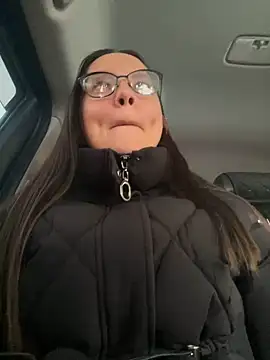 Snapshot of NarcissaHot chatting on 03/01/25, 02:04 NarcissaHot online show from 03/01/25, 02:04