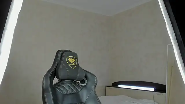 Snapshot of MasonWarholl chatting on 12/30/24, 11:49 MasonWarholl online show from 12/30/24, 11:49