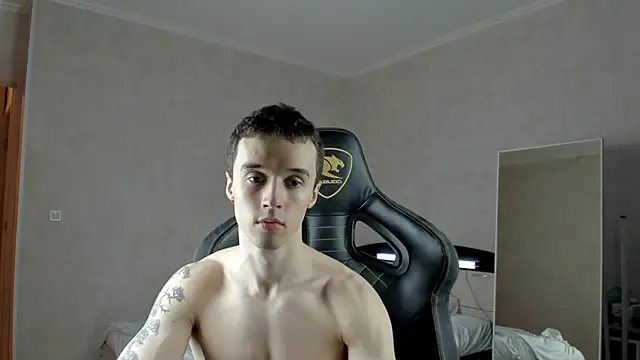 Snapshot of MasonWarholl chatting on 02/07/25, 06:34 MasonWarholl online show from 02/07/25, 06:34