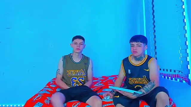 Snapshot of HOT_boy2025 chatting on 12/13/24, 03:11 HOT boy2025 online show from 12/13/24, 03:11