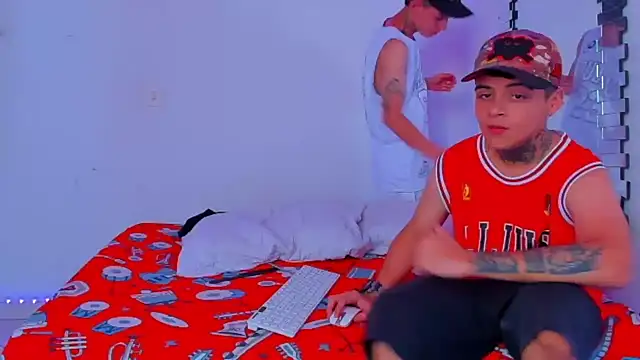 Snapshot of HOT_boy2025 chatting on 12/29/24, 07:53 HOT boy2025 online show from 12/29/24, 07:53