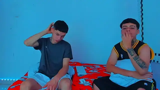 Snapshot of HOT_boy2025 chatting on 01/11/25, 09:15 HOT boy2025 online show from 01/11/25, 09:15