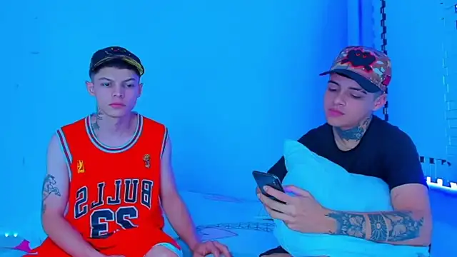 Snapshot of HOT_boy2025 chatting on 01/22/25, 09:21 HOT boy2025 online show from 01/22/25, 09:21