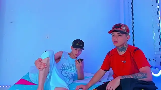 Snapshot of HOT_boy2025 chatting on 01/30/25, 06:10 HOT boy2025 online show from 01/30/25, 06:10