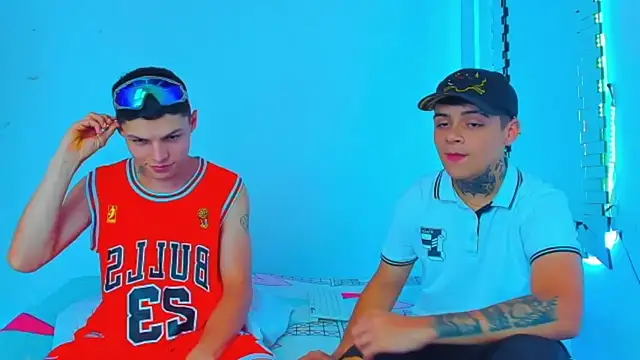 Snapshot of HOT_boy2025 chatting on 02/03/25, 08:03 HOT boy2025 online show from 02/03/25, 08:03