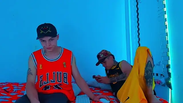 Snapshot of HOT_boy2025 chatting on 02/16/25, 10:43 HOT boy2025 online show from 02/16/25, 10:43