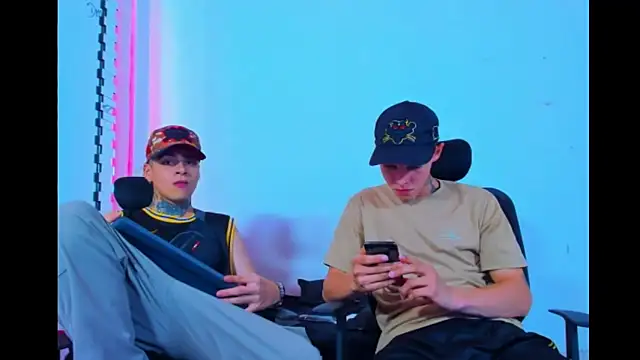 Snapshot of HOT_boy2025 chatting on 09/09/25, 01:49 HOT boy2025 online show from 09/09/25, 01:49