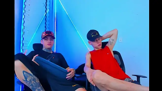 Snapshot of HOT_boy2025 chatting on 09/16/25, 06:47 HOT boy2025 online show from 09/16/25, 06:47