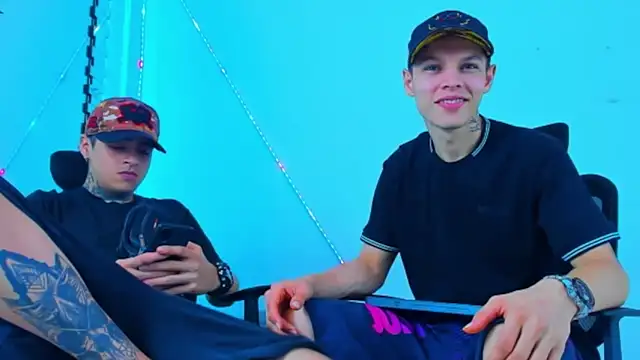 Snapshot of HOT_boy2025 chatting on 10/06/25, 01:03 HOT boy2025 online show from 10/06/25, 01:03