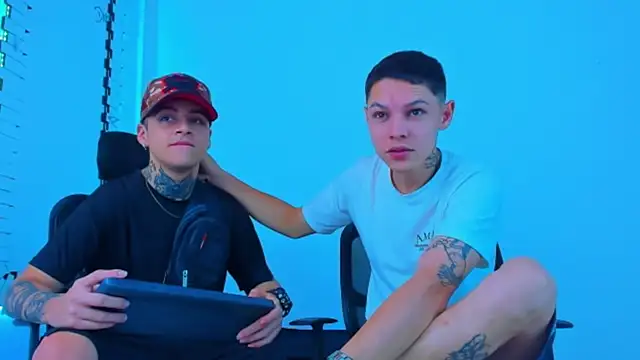 HOT boy2025 online show from 11/10/25, 10:53