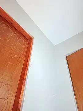 Mayo01  online show from 10/31/25, 04:24