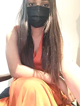 Snapshot of Sonam-378 chatting on 02/26/25, 03:10 Sonam-378 online show from 02/26/25, 03:10