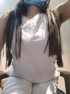 Snapshot of Sonam-378 chatting on 03/05/25, 09:04 Sonam-378 online show from 03/05/25, 09:04