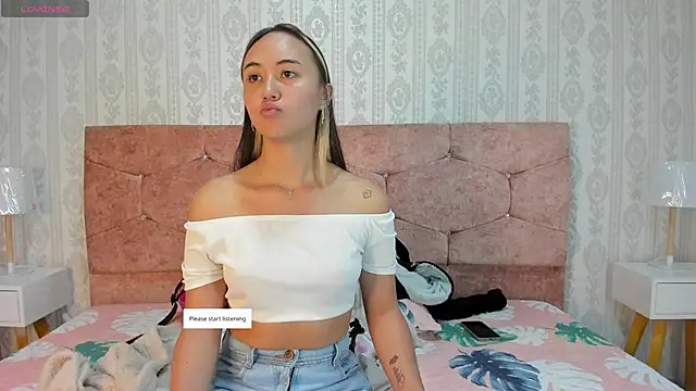 Snapshot of liaa_18 chatting on 09/16/25, 04:02 liaa 18 online show from 09/16/25, 04:02